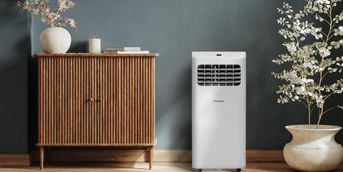 Hisense（ハイセンス） 227L 2ドア冷凍・冷蔵庫 幅55×奥行61×高さ155.6