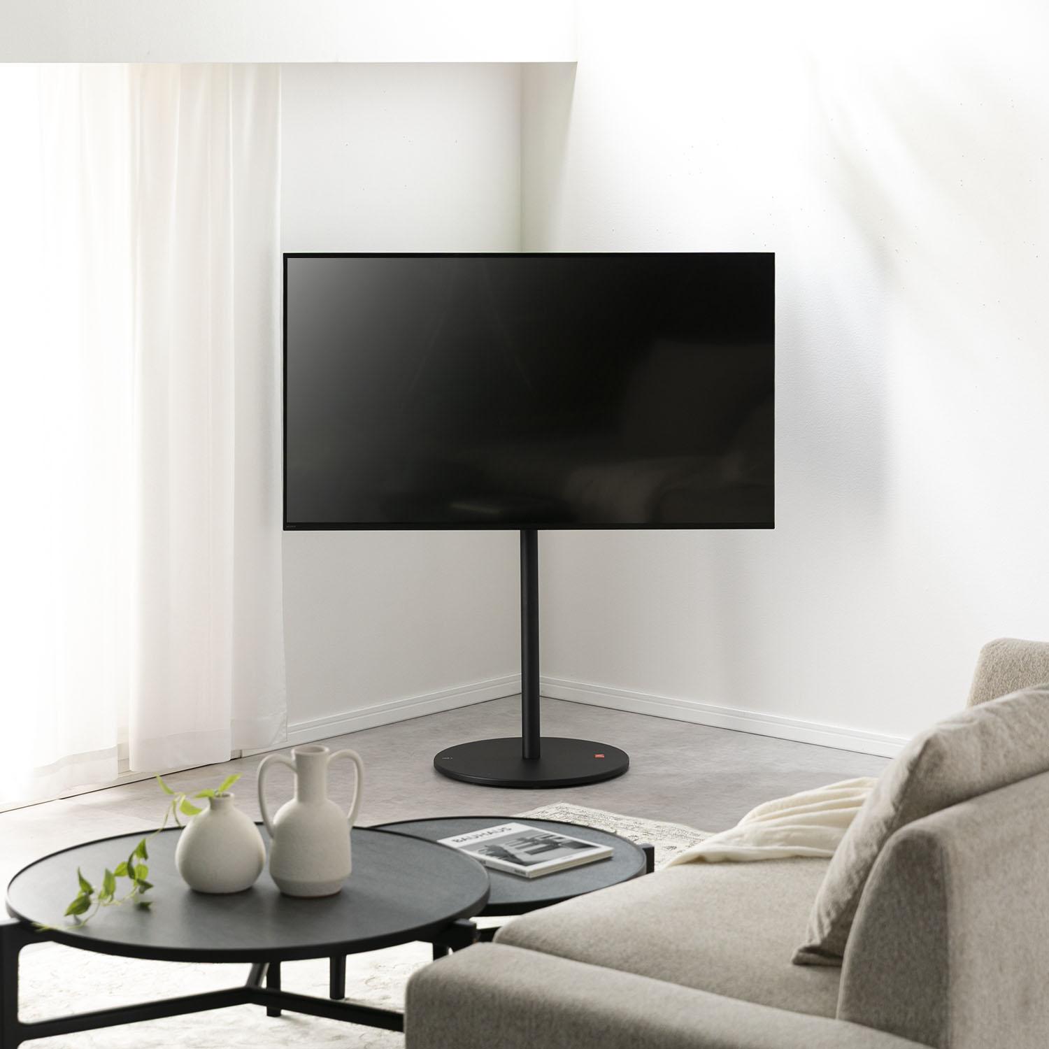 リビングにソニーのテレビブラビアが置かれた様子