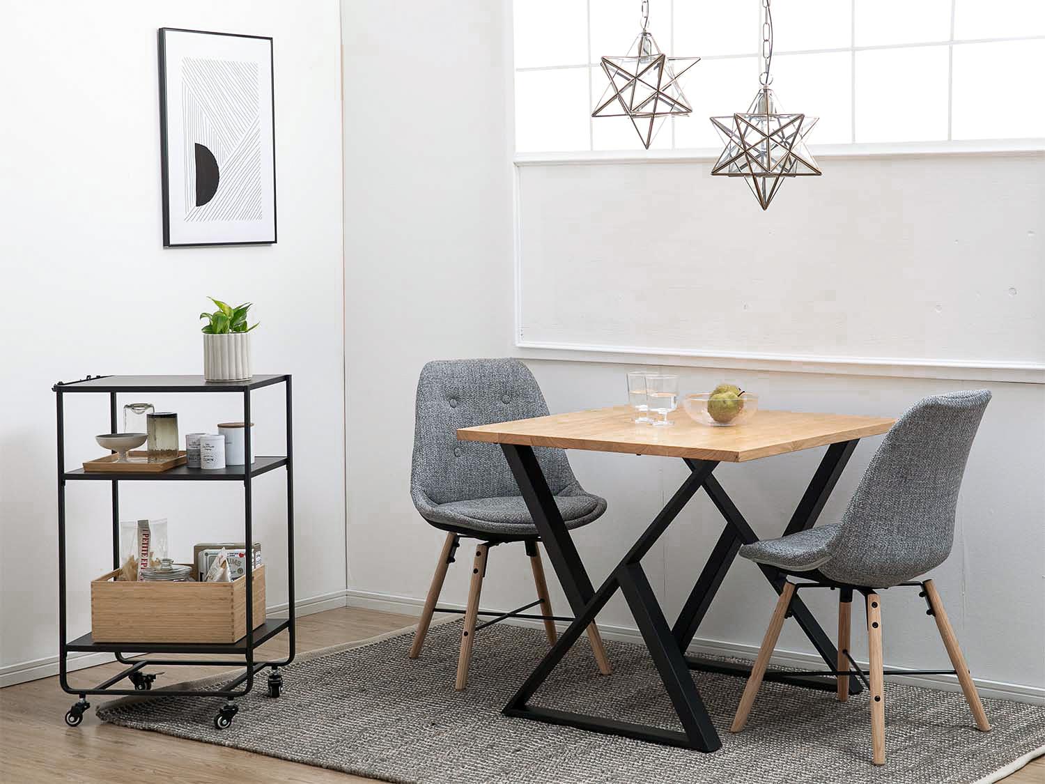 個性派インテリアを取り入れたキッチン