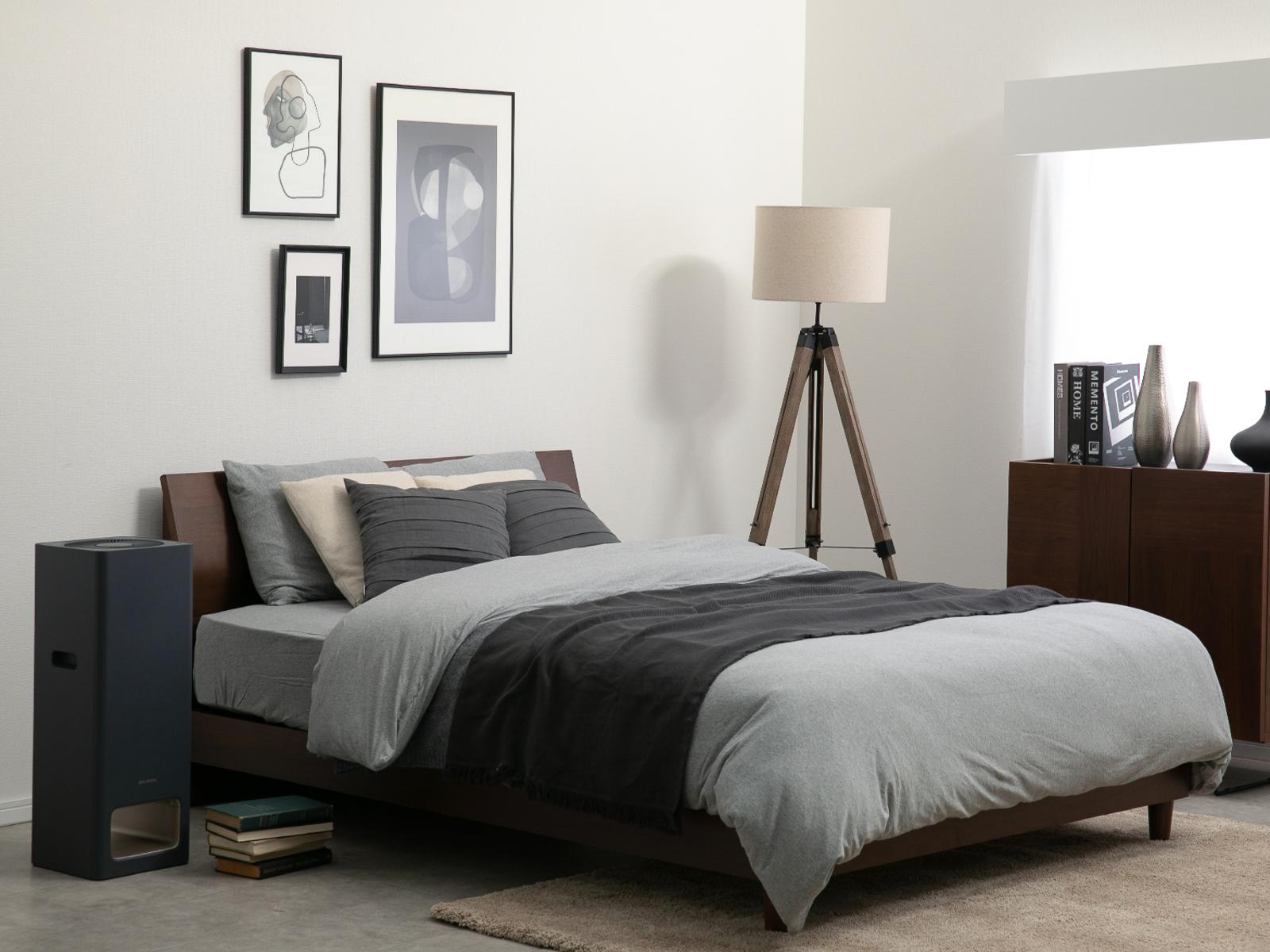 上質感のあるモダンなコーディネートの寝室