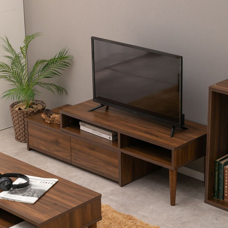 テレビ周りのインテリでくつろぎ空間を