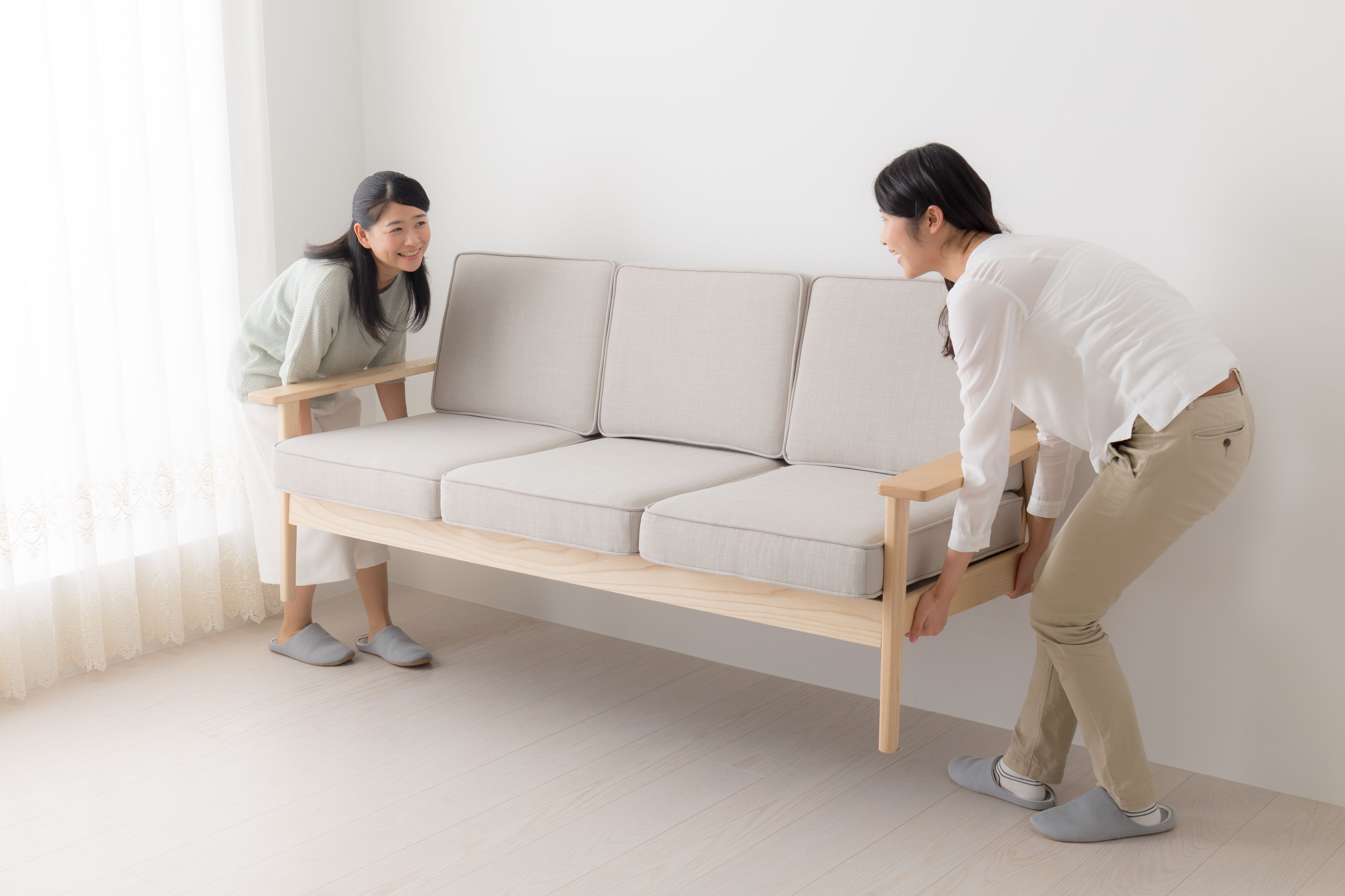 一人暮らし初期費用を最低限にするために自力で引っ超す人