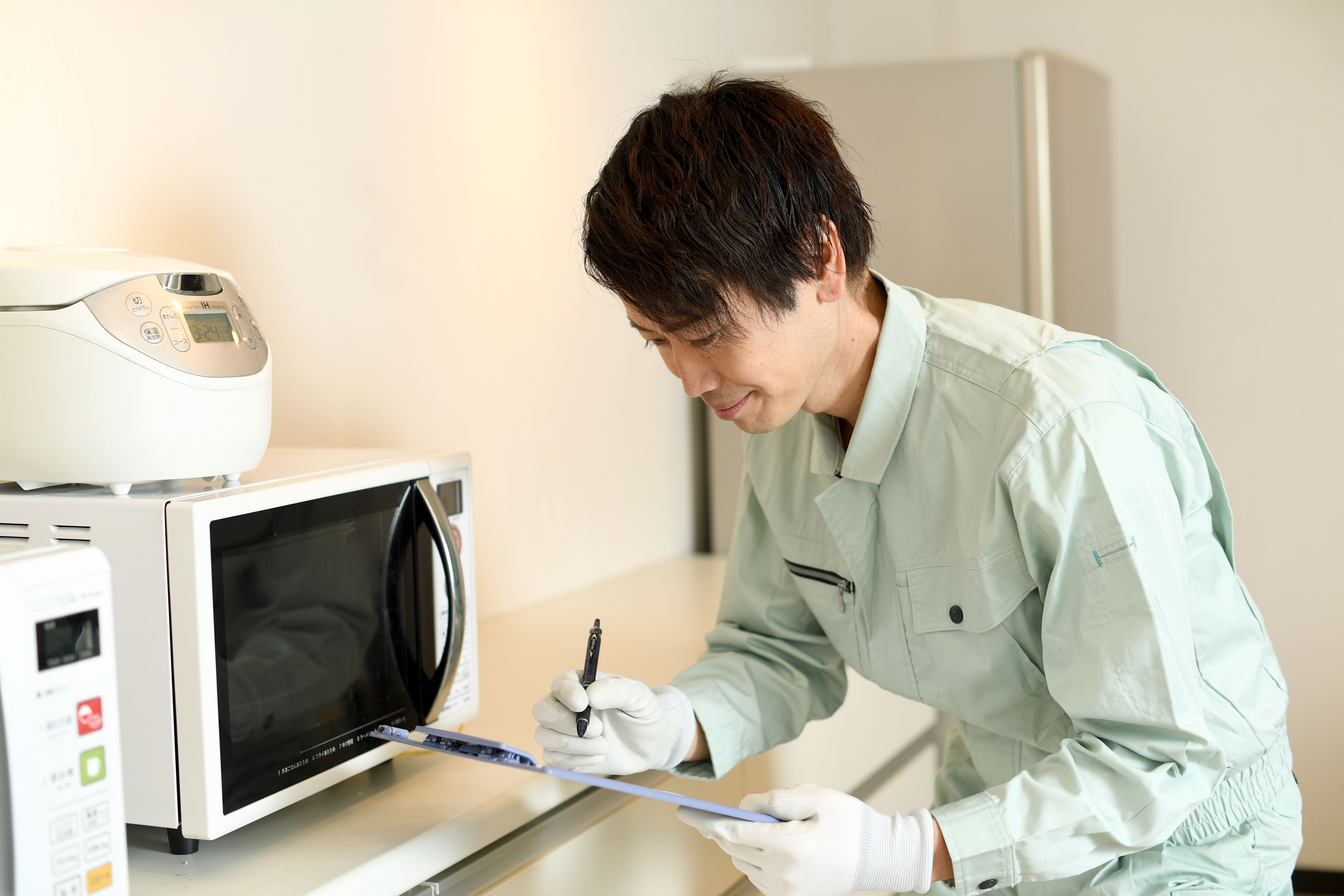 電子レンジの捨て方　不用品回収サービス