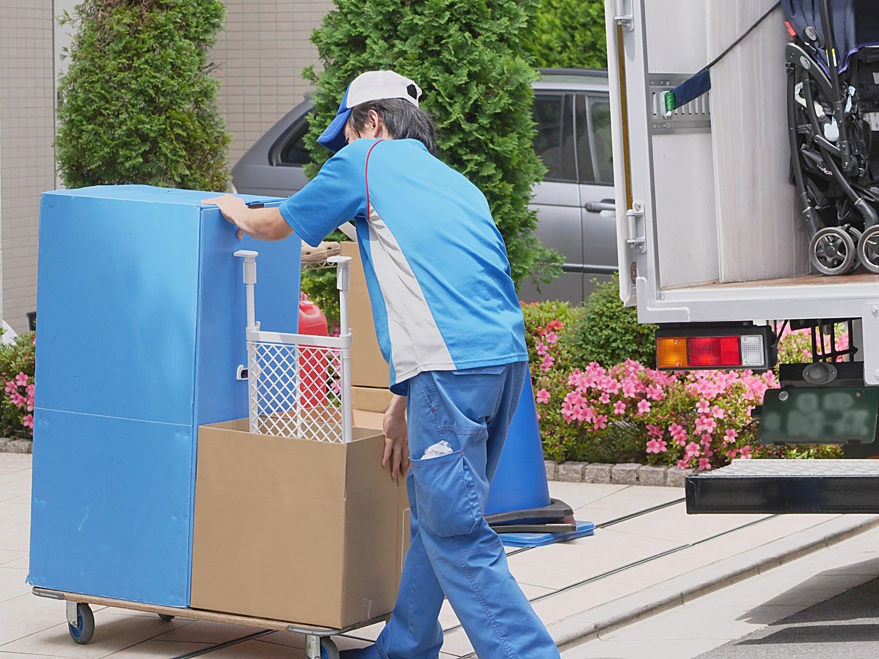 単身赴任の引っ越し費用を抑える方法荷物を減らす