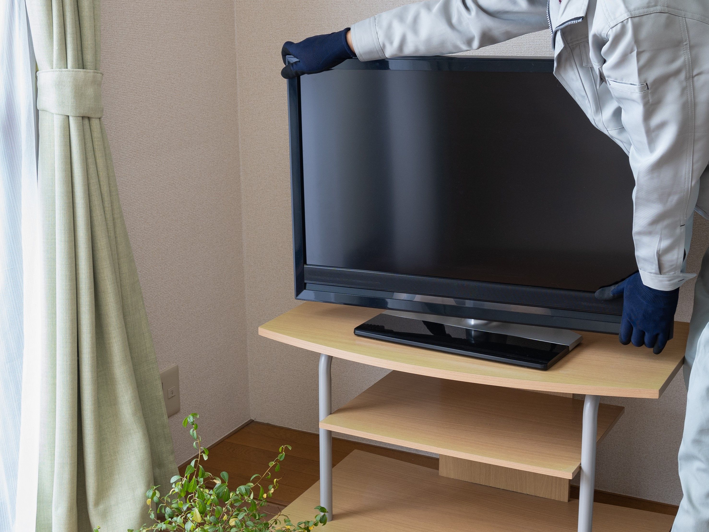 家電のレンタル・サブスクは壊れたテレビの引取も可能