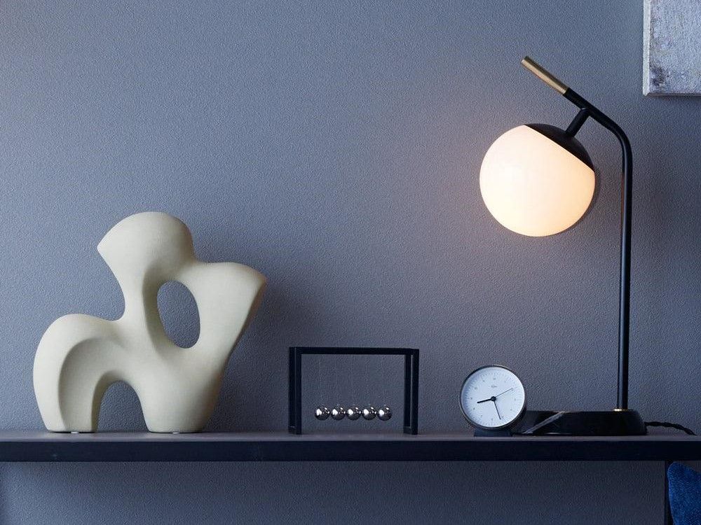 美しいラインが独創的なARTWORKSTUDIO ブリス ミニデスクランプ