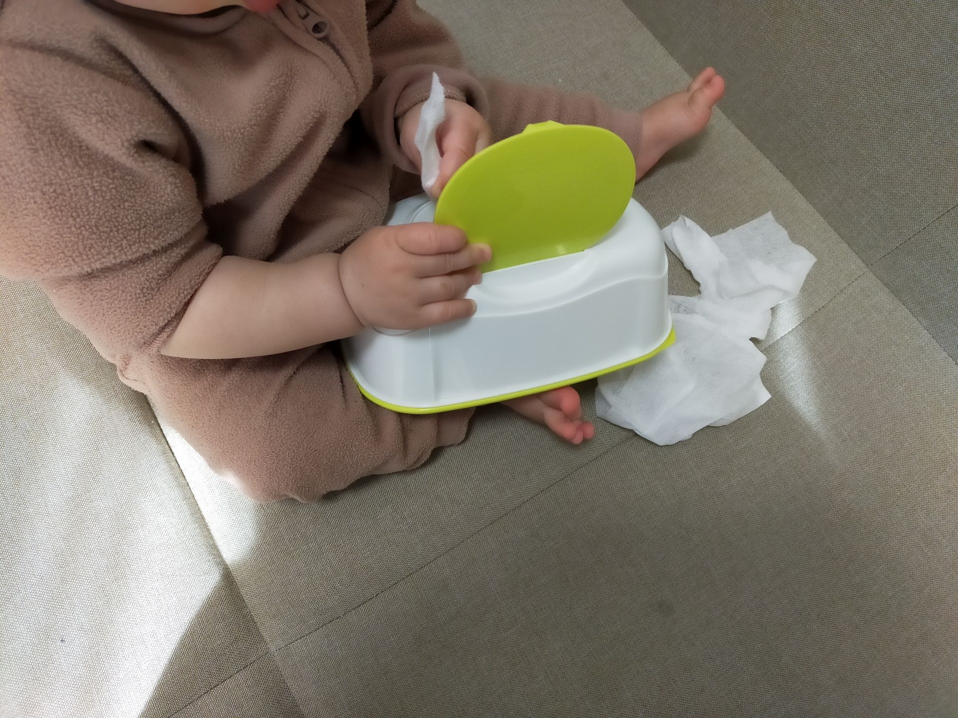 赤ちゃんがいる家のオープンシェルフ活用方法