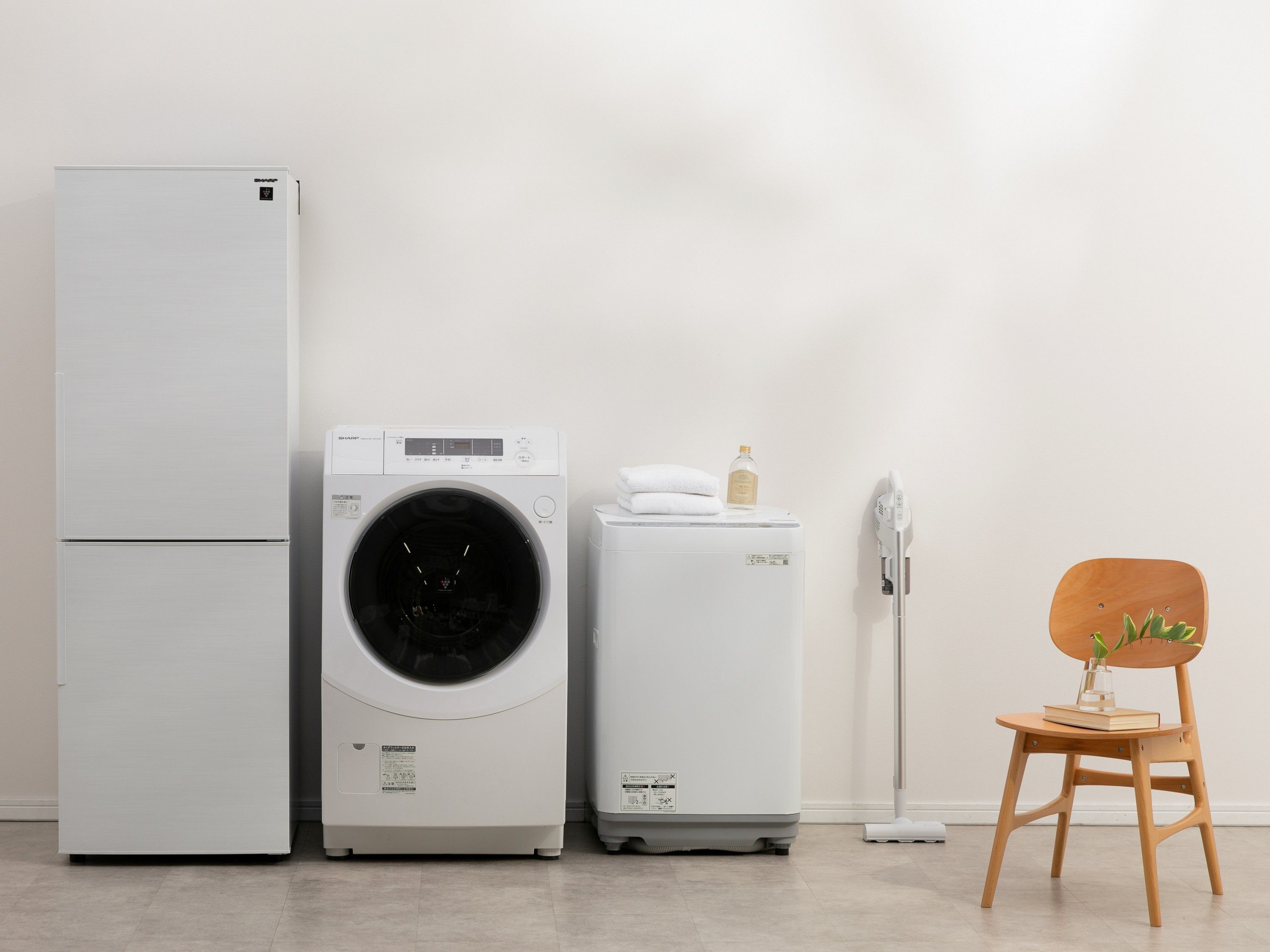 白物家電とは冷蔵庫・洗濯機・掃除機などの家電製品