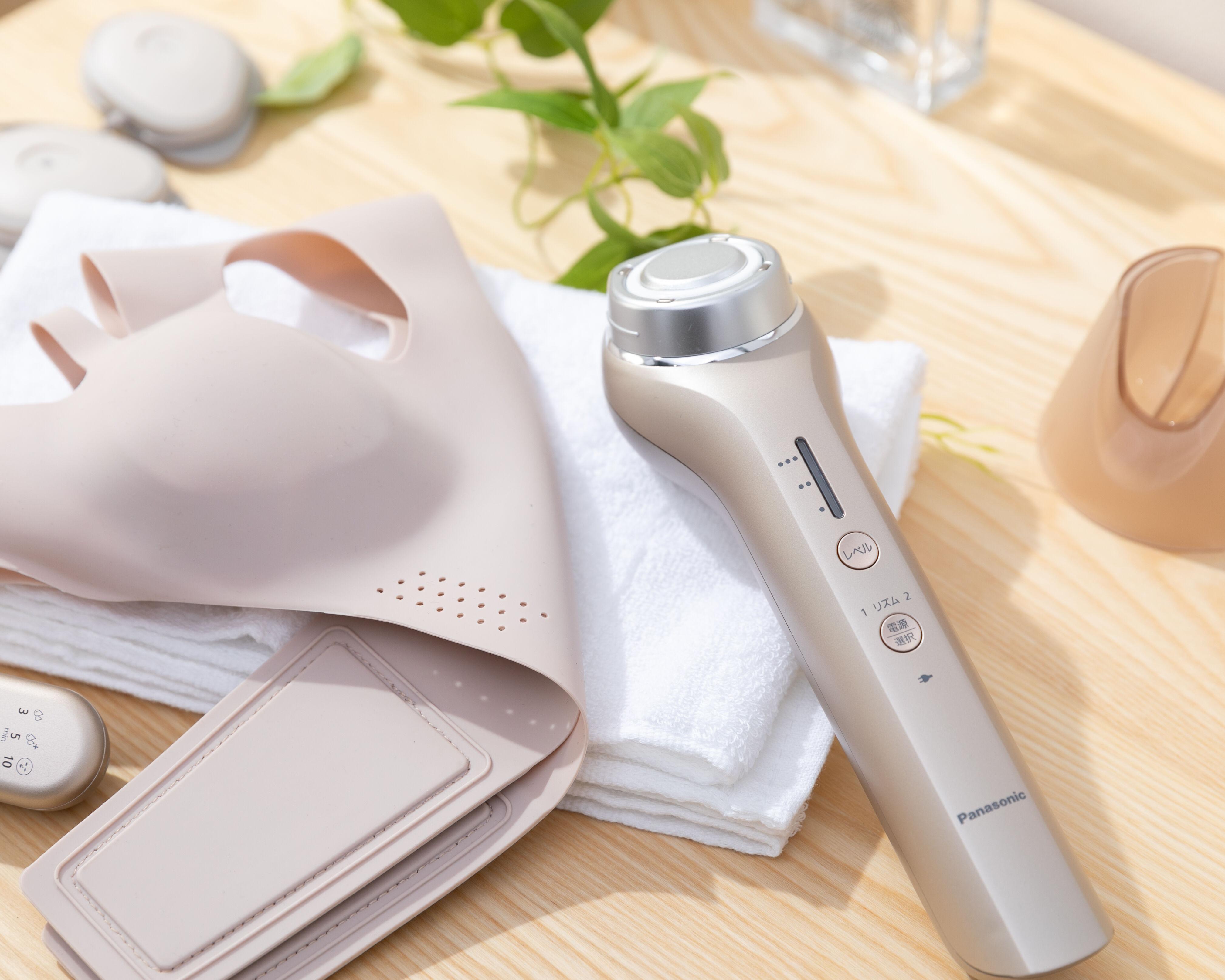 リフトアップで人気のYA-MAN「メディリフト」やPanasonicの「RF美顔器」「温感かっさ」
