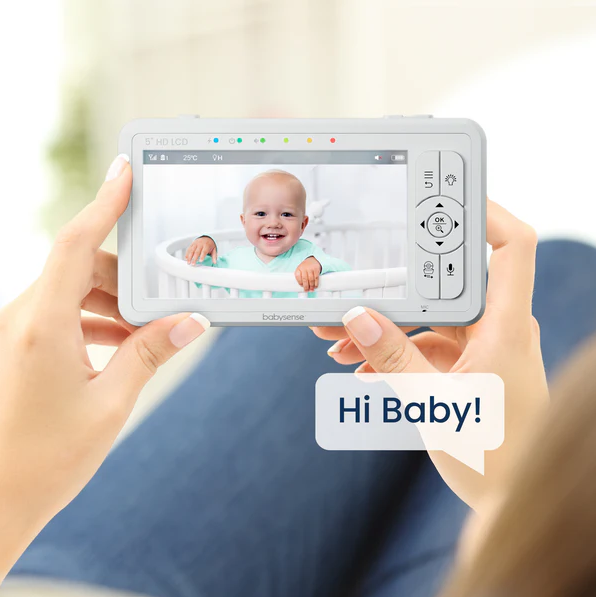 ベビーモニターの便利機能｜　「双方向通話」「オートトラッキング」