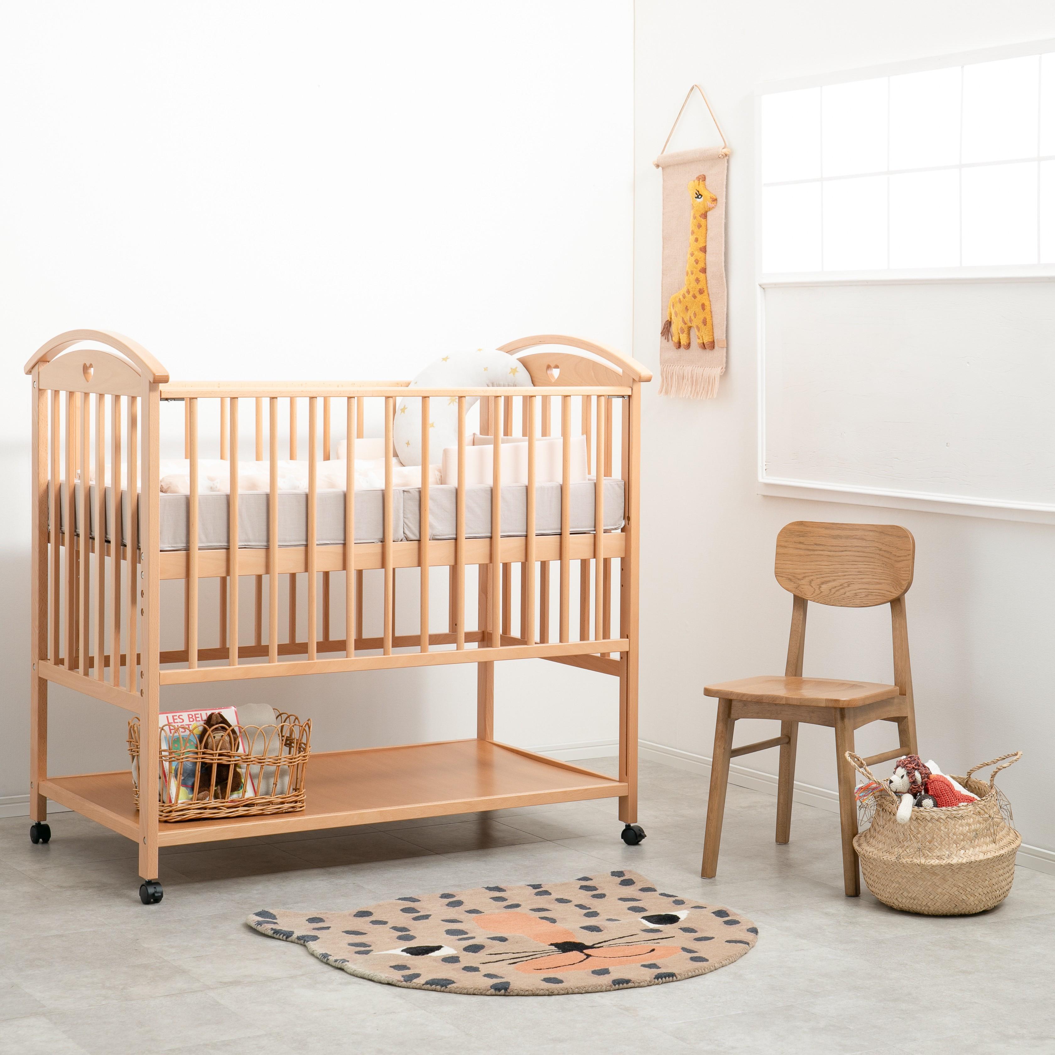 出産準備で必須のベビーベッド