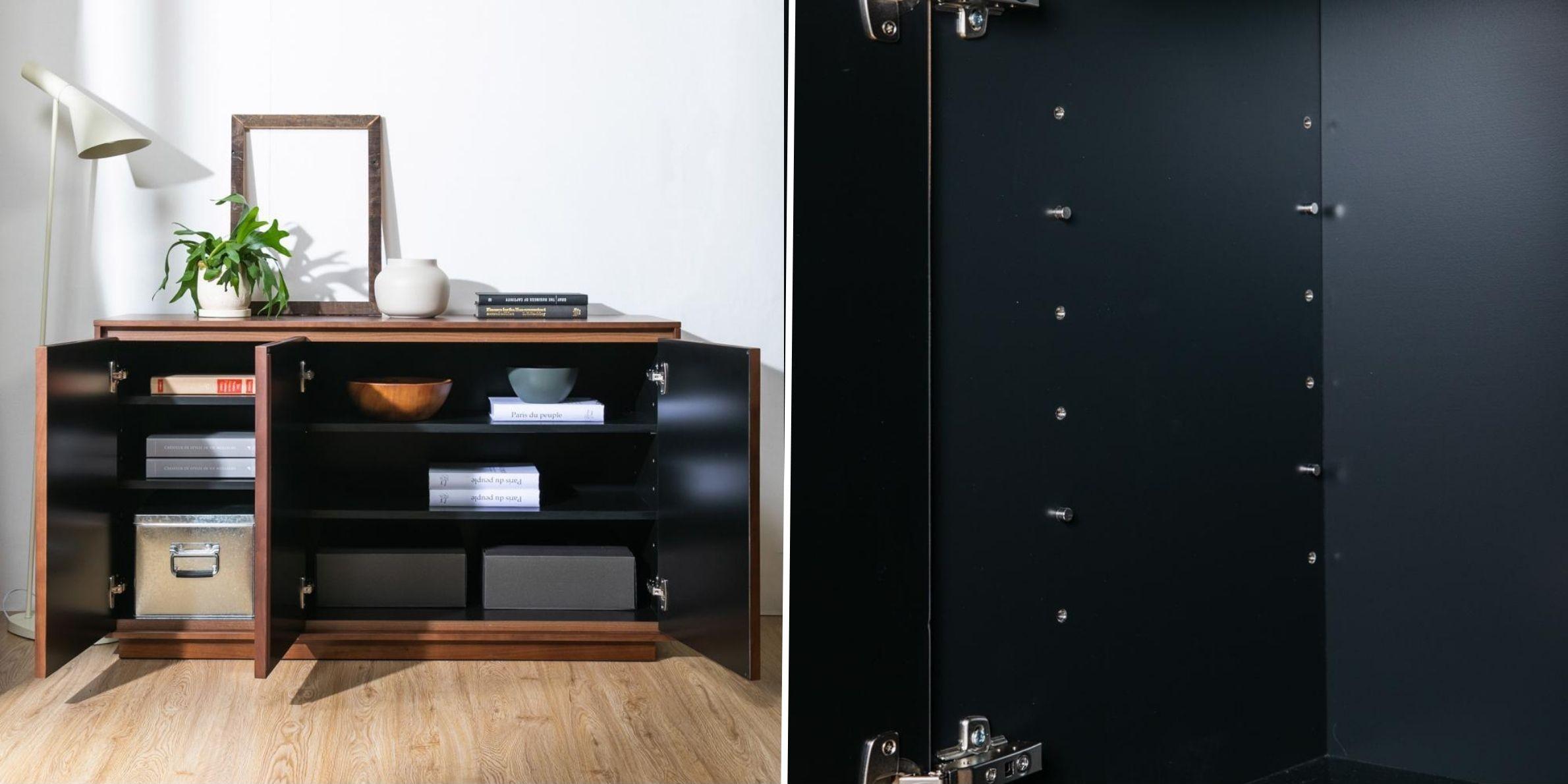 重厚感と高級感のある　アングイス サイドボードの中と調節できる棚