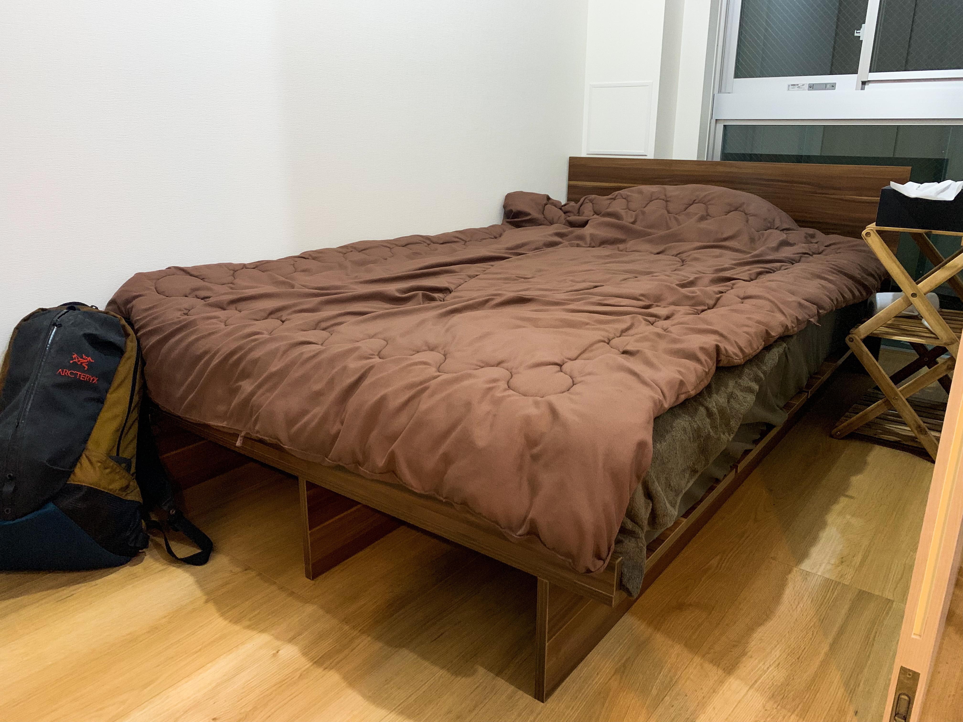 ミニマリストが家具のレンタル・サブスクで借りたベッド