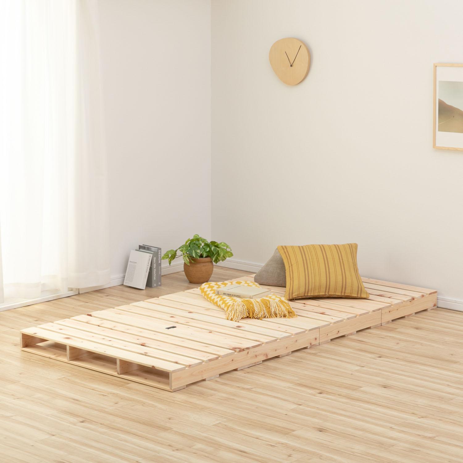 好きなサイズでファミリーベッドに連結できるすのこフロアベッド　パレット ベッドフレーム