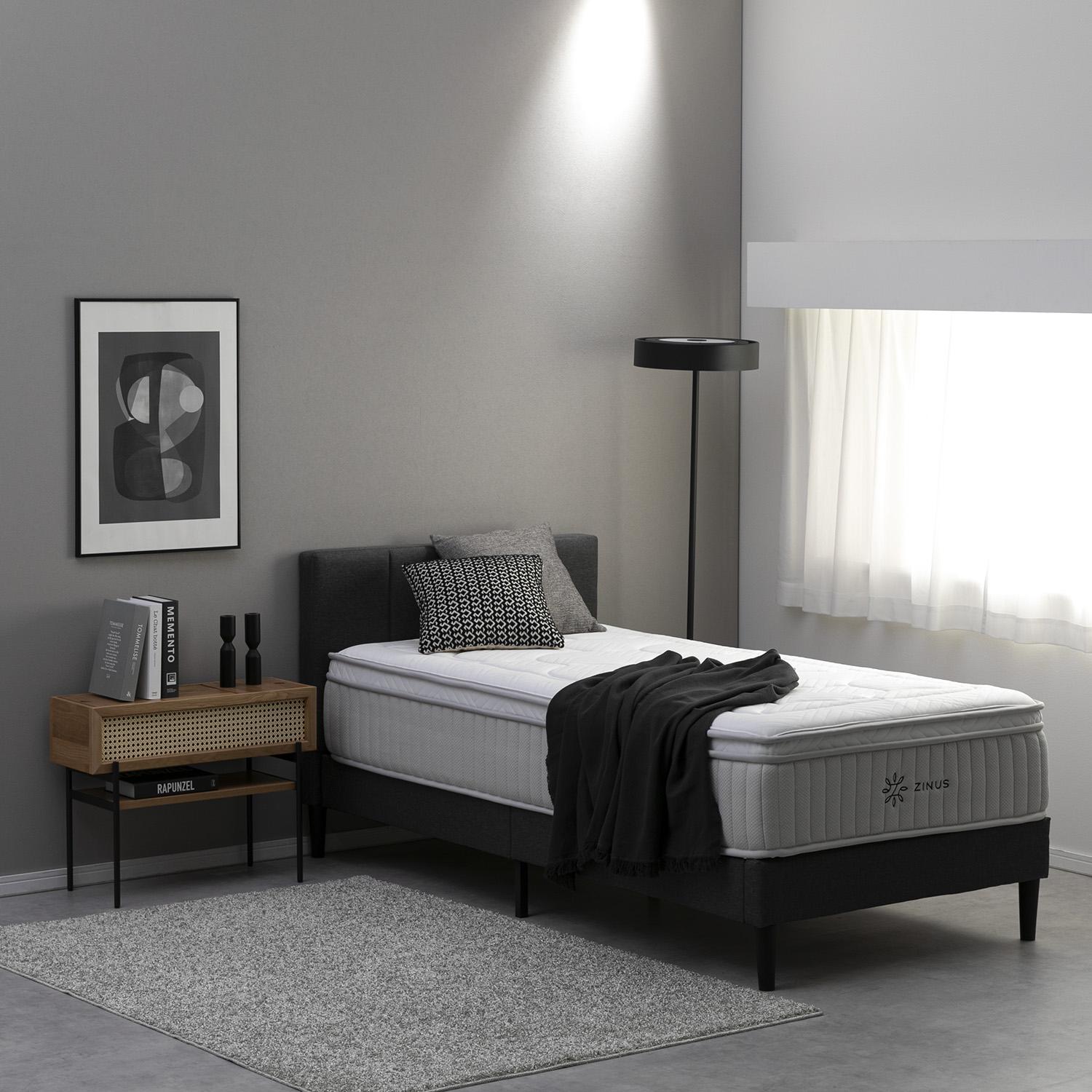 「ファブリック×すのこの床板」の すのこベッド