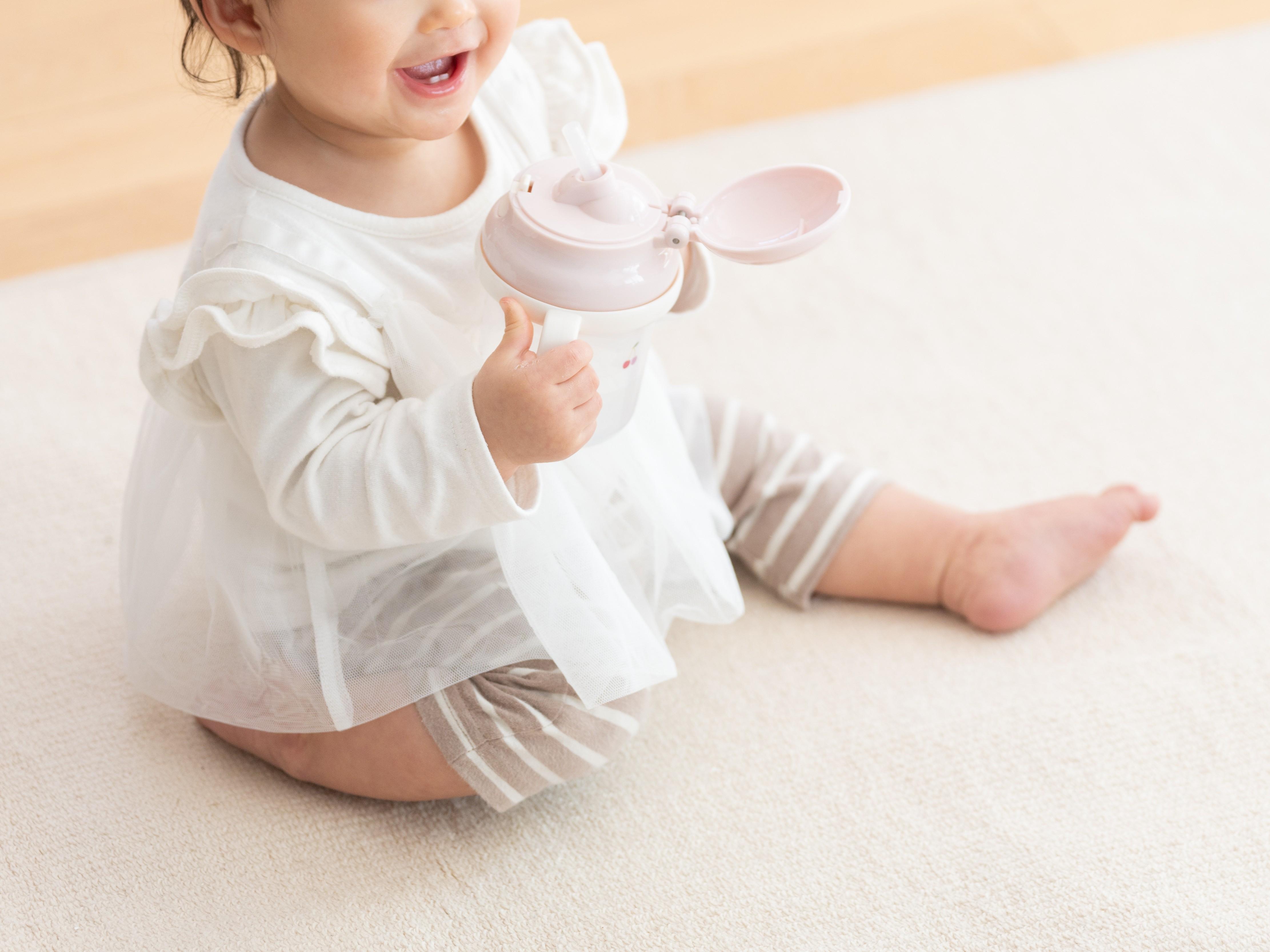 ベビー用品のレンタル・サブスク CLAS（クラス）なら、抱っこ紐を汚してしまっても通常利用の範囲なら追加費用なし