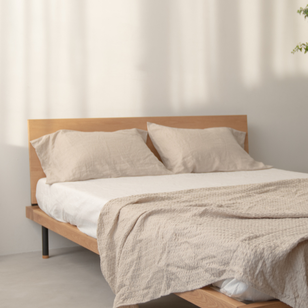 ヘッドボードのある理想の寝室