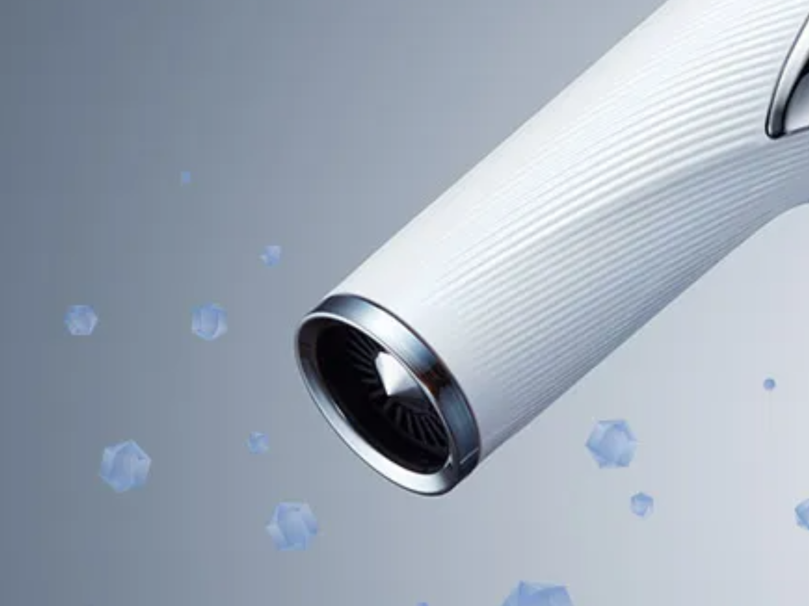 リファのドライヤーからハイドロイオン出ている様子