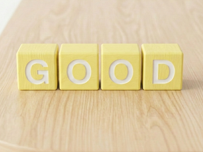 口コミが良いことを表現した「GOOD」の黄色い積み木