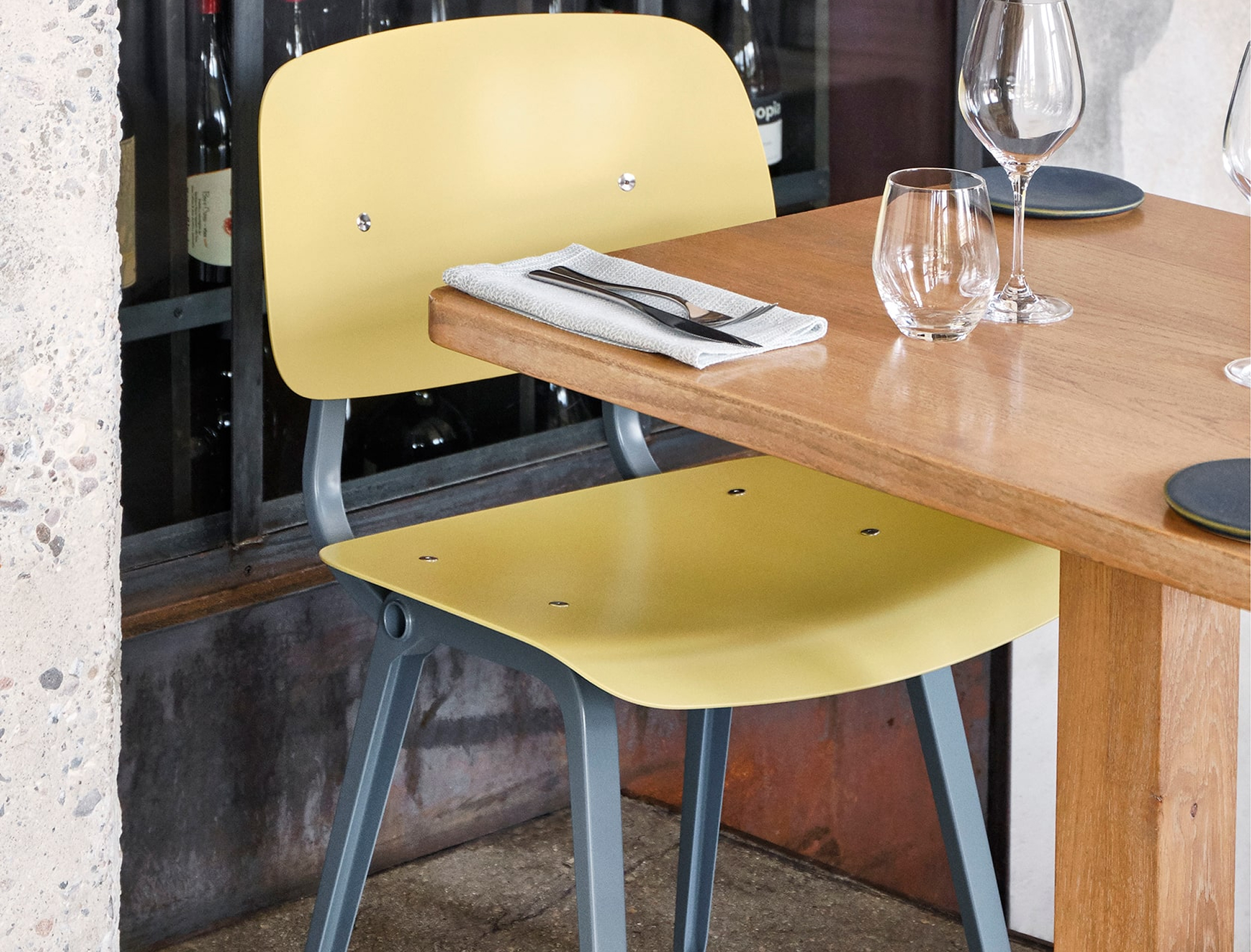 HAY / REVOLT CHAIR / イエロー HAY REVOLT CHAIR 3.0 W45.5xD49.5xH81cm hay｜【公式】CLAS（クラス