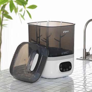 Pigeon 哺乳びんスチーム除菌・乾燥器