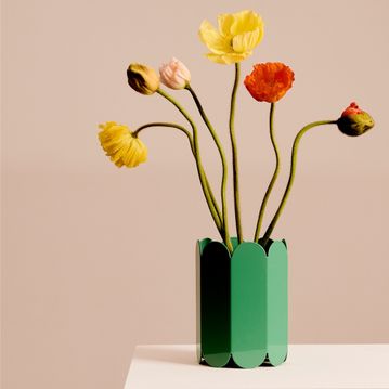 HAY ARCS VASE