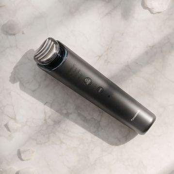 Panasonic (パナソニック) リフトケア 美顔器 バイタリフト RF