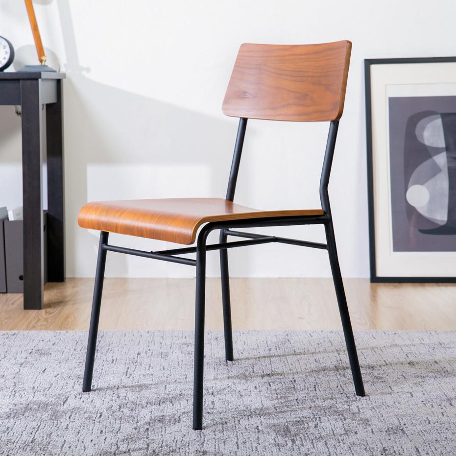 セブンチェア リプロダクト 1脚のレンタル・サブスク・通販：CLAS