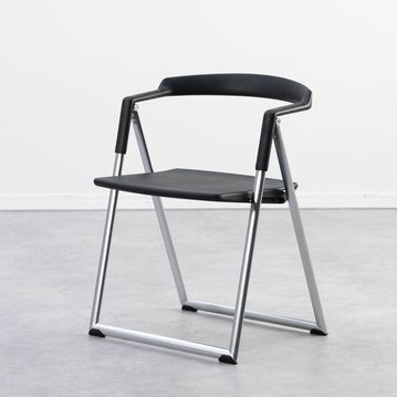 Cassina IXC ブロンクス ミーティングチェア