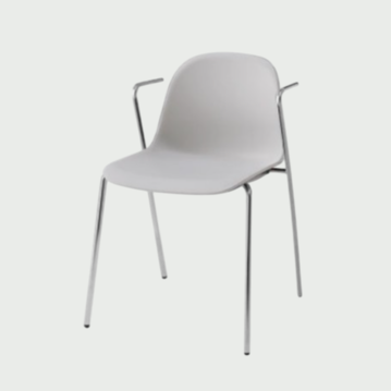 ITOKI ニーノチェア 4本脚 ひじ有り