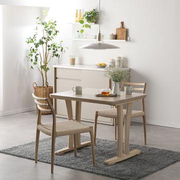 モノトーン ダイニングテーブル