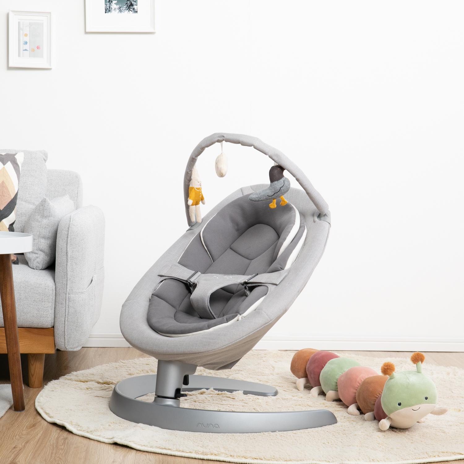 NUNA バウンサー　リーフグロウ nuna バウンサー リーフ グロウ トイバー付（チャコール