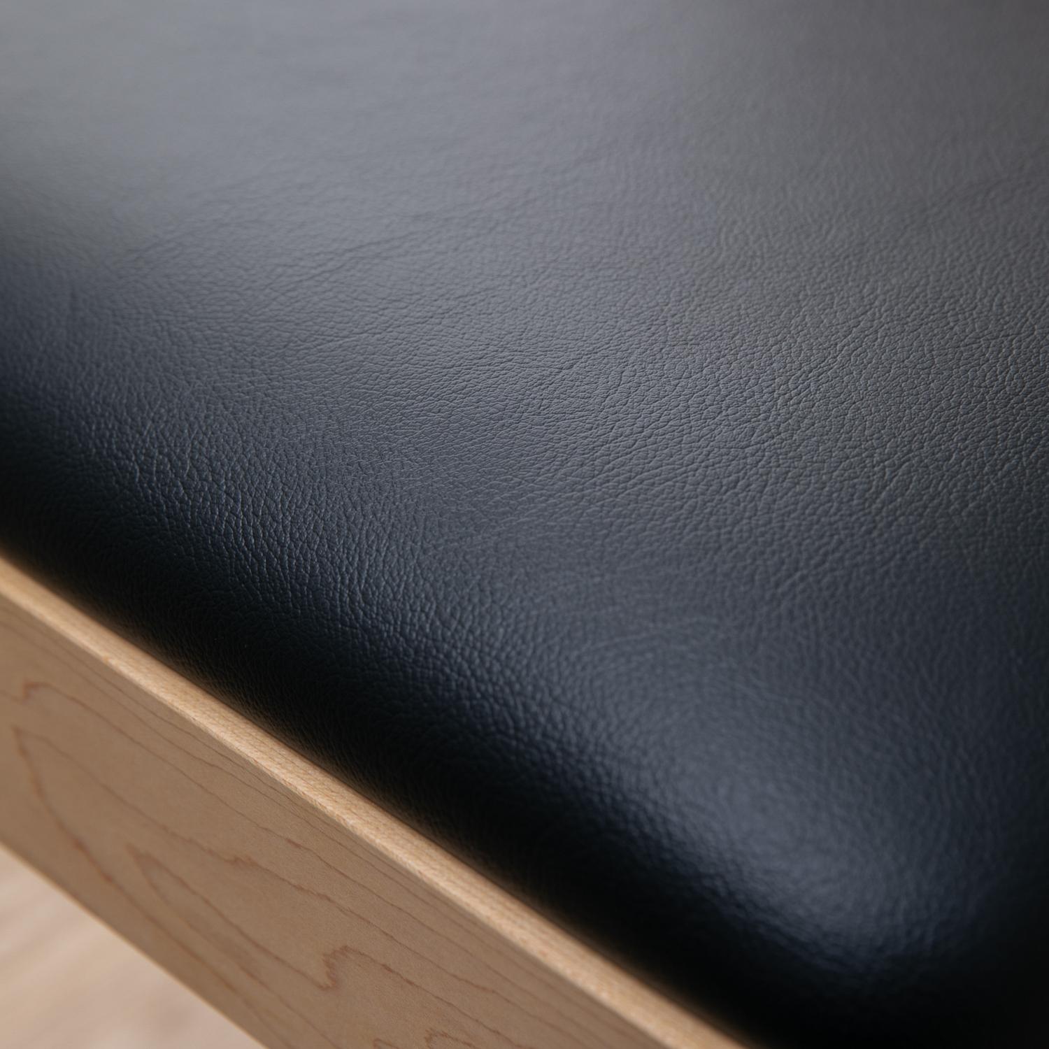 CLASSE リーブス ダイニングチェア W43.4×D50.4×H84cmのレンタル