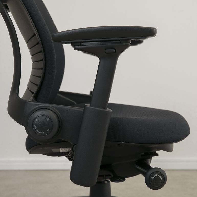 Steelcase Leap Chair ひじ付き Steelcase / スチールケース｜【公式