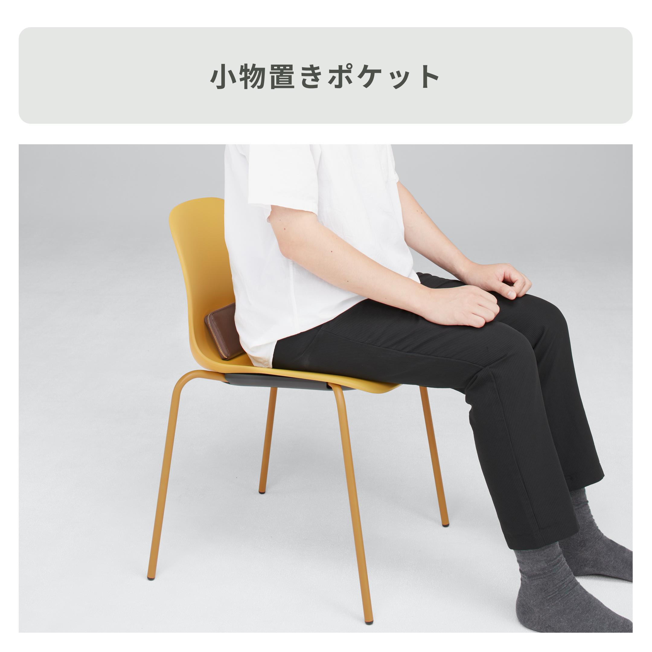 2脚目です ITOKI ニーノチェア キャスター脚 ヌードシェル仕様 ITOKI