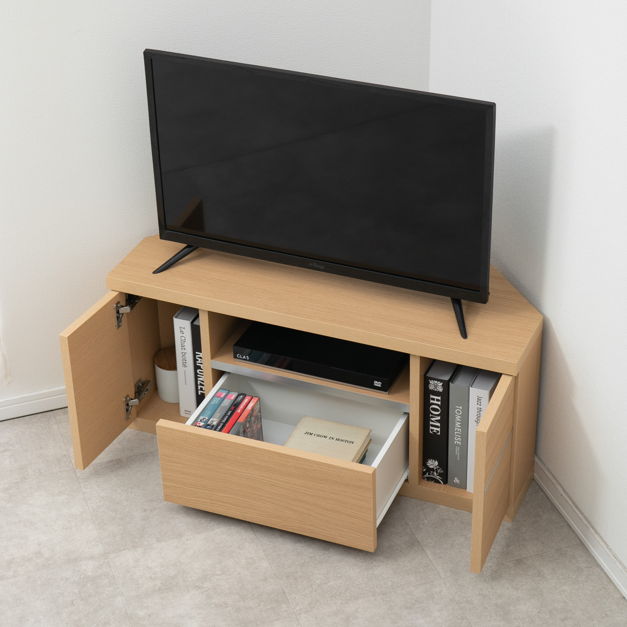 収納が多いロータイプのテレビ台　ディースリム テレビボード