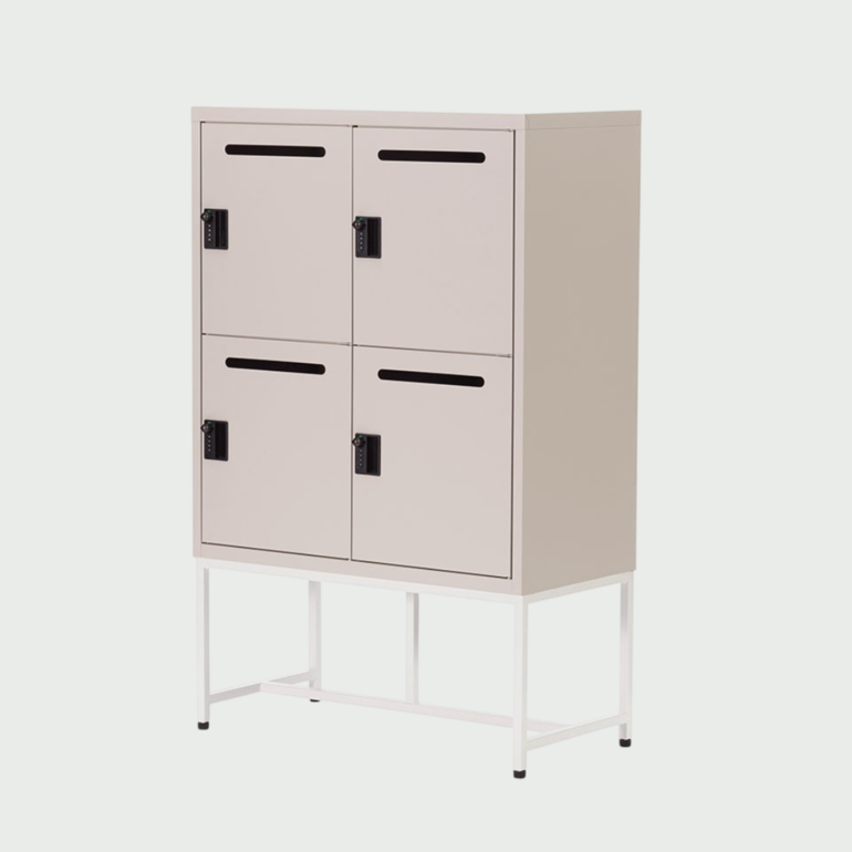 ロッカー　扉付き　鍵付き 楽天市場】スチールロッカー 4人用 鍵付き シリンダー錠