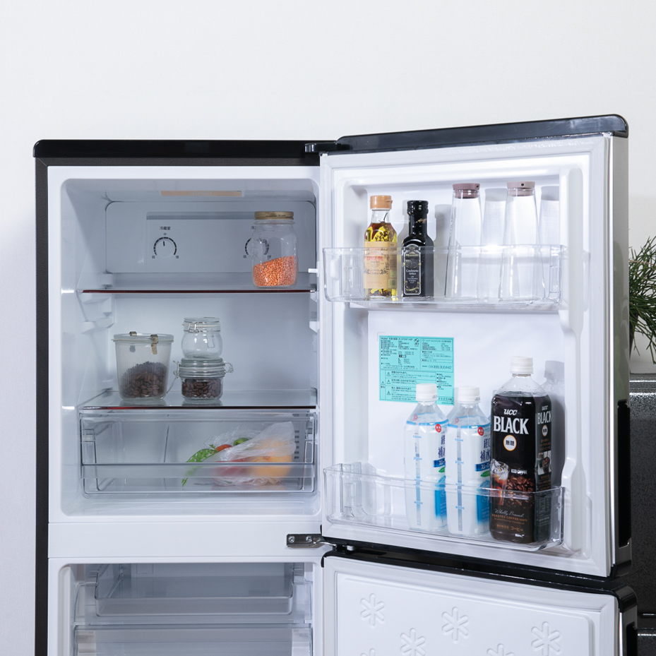 ハイアール冷蔵庫の評判　奥の食品が見やすくなる「LED庫内灯」