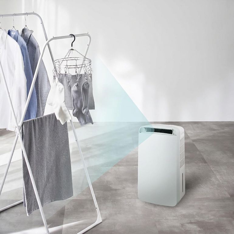 SHARP (シャープ) プラズマクラスター 冷風・衣類乾燥除湿機 型番