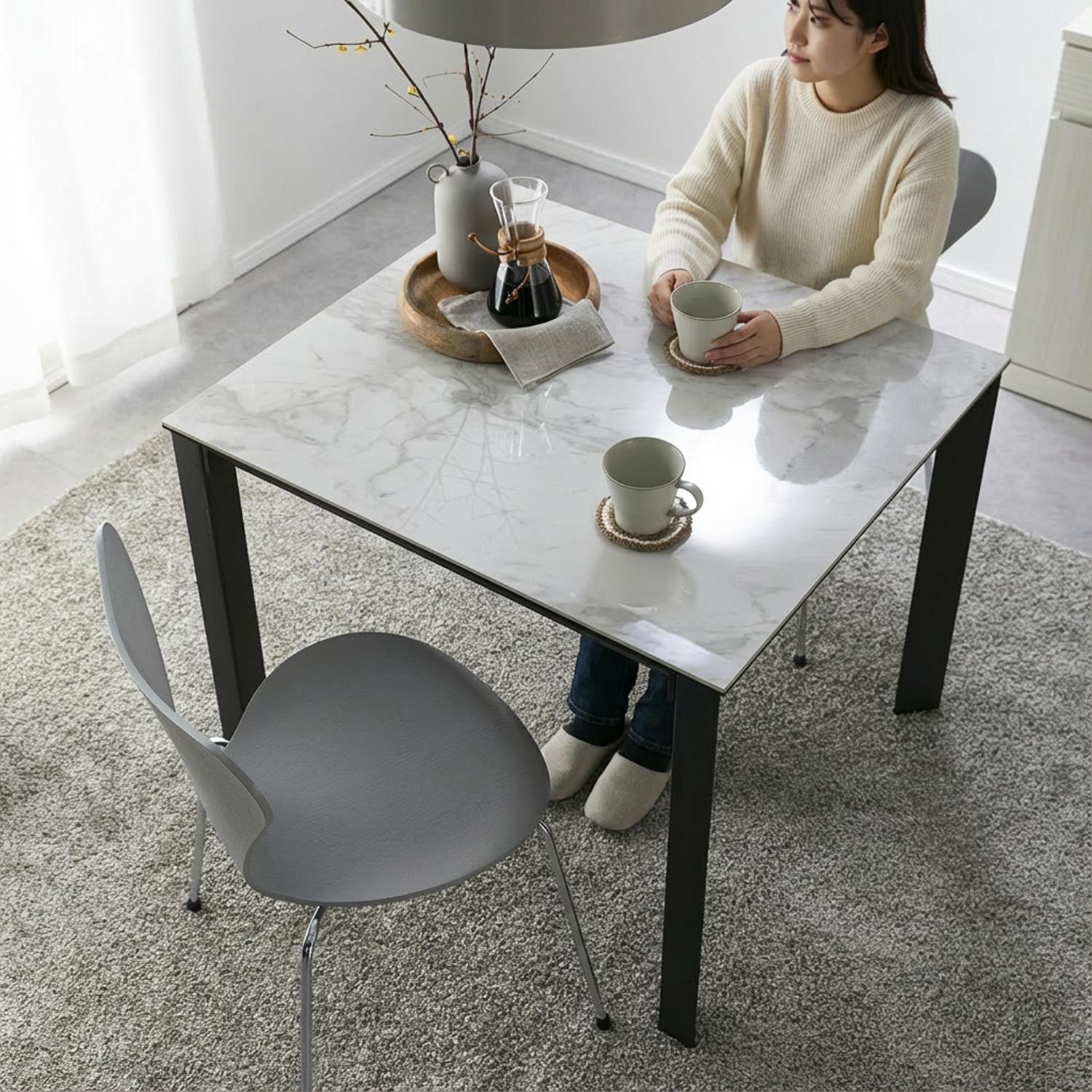 グラナダ ダイニングテーブル 幅150×奥行80×高さ72cmのレンタル