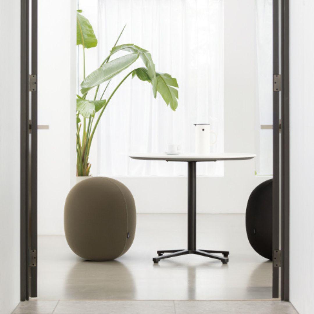 &MEDICAL オーバル型バランスボール MALLOW W48×D48×H56cm &MEDICAL