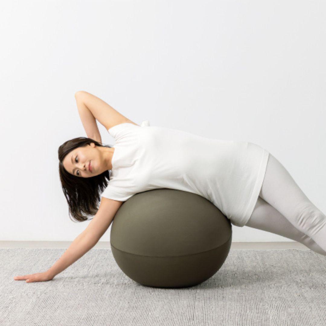 &MEDICAL オーバル型バランスボール MALLOW W48×D48×H56cm