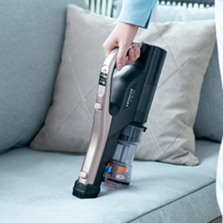 新品未使用　掃除機　日立　ラクかるスティック HITACHI ラクかる スティッククリーナー W23×D23×H100cm HITACHI