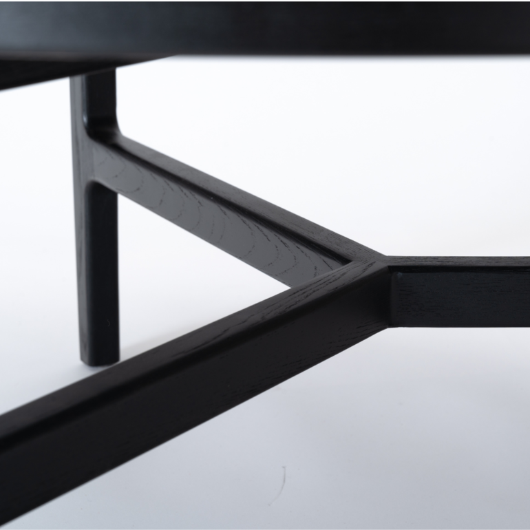 form クロッカス ラウンドテーブル Sサイズ form / フォームのレンタル