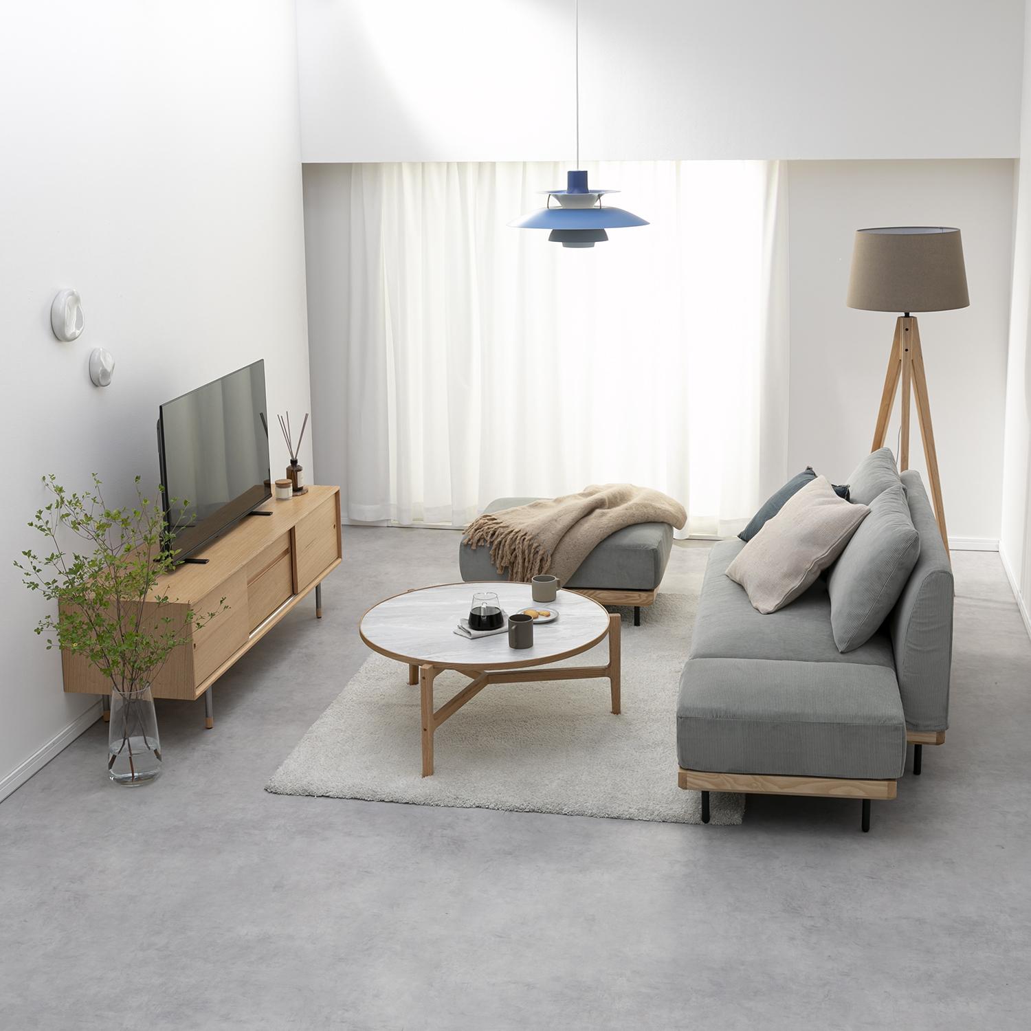 form クロッカス ラウンドテーブル Sサイズ form / フォームのレンタル