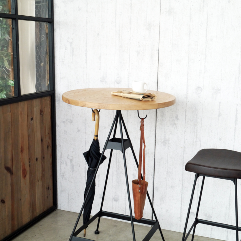 GART ラーヨ ハイテーブル 幅69×奥行69×高さ108cmのレンタル・サブスク