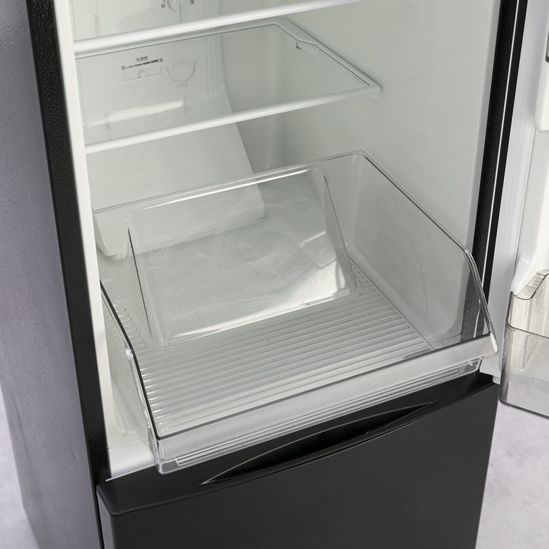TOSHIBA 二段式冷蔵庫 153L　2019年購入品※5/15日以降発送 TOSHIBA153L 2ドア 冷凍・冷蔵庫 153L（型番おまかせ） TOSHIBA / 東芝