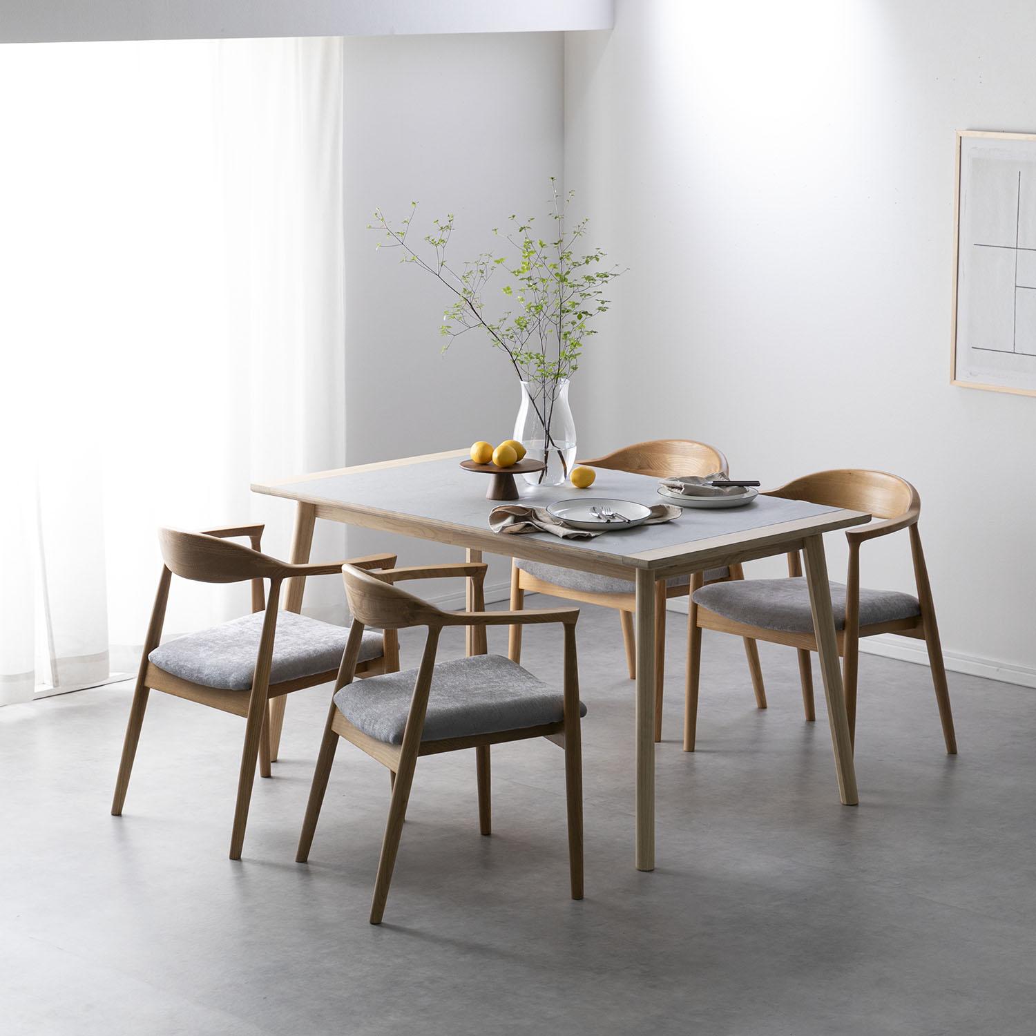 form アーティーク ダイニングテーブル 幅150×奥行80×高さ72cm form