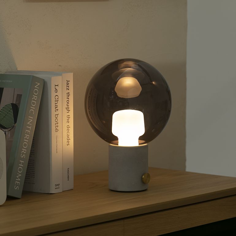 ARTWORKSTUDIO ユニバー LEDテーブルランプ 直径19×高さ29㎝ ART WORK
