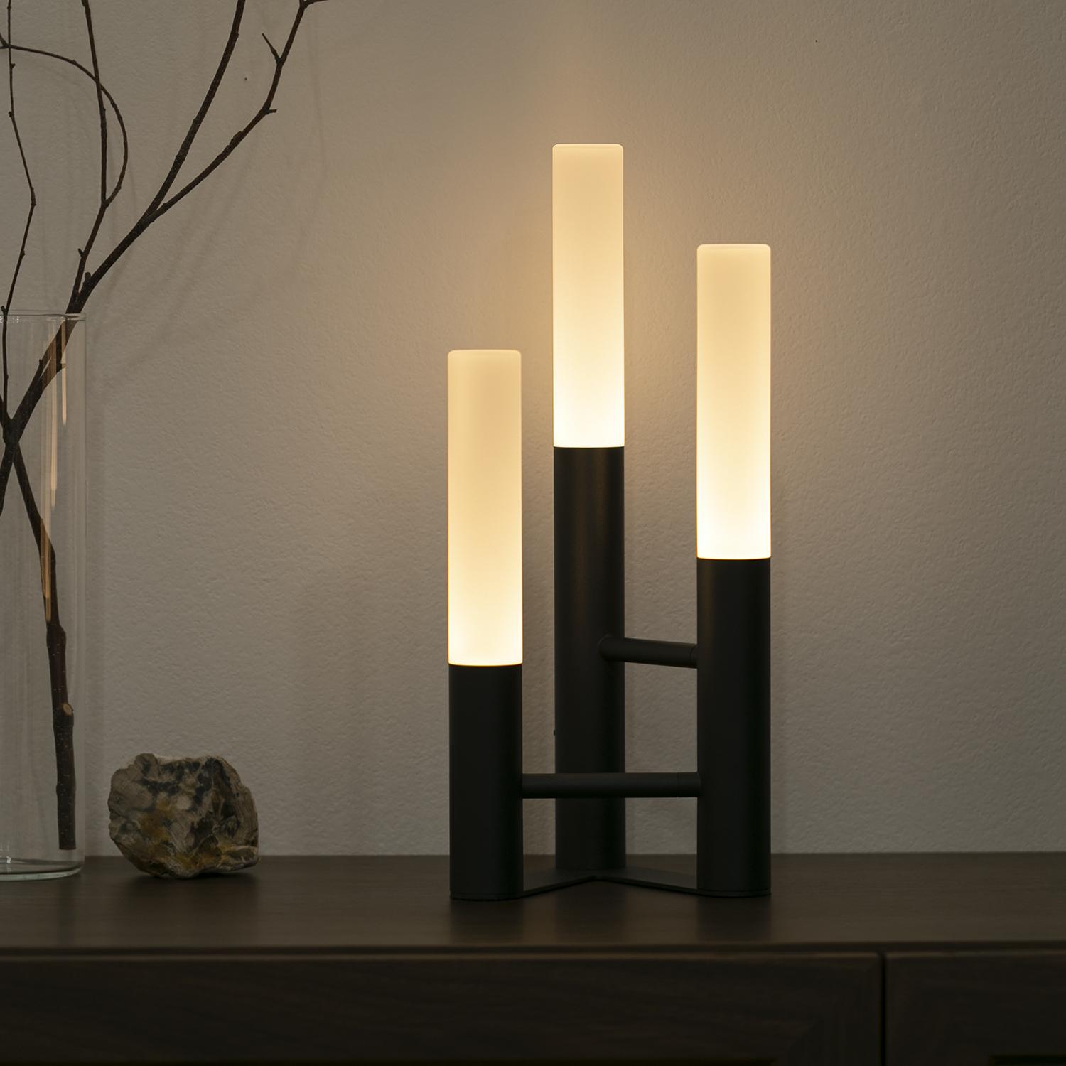 ARTWORKSTUDIO キャンデラ 3LEDテーブルランプ 幅15.5×高さ36.5㎝ ART